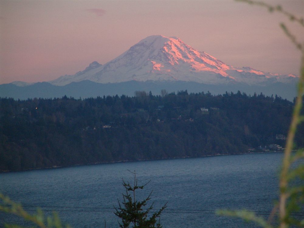 Three Tree Point Bed And Breakfast Burien Exteriör bild