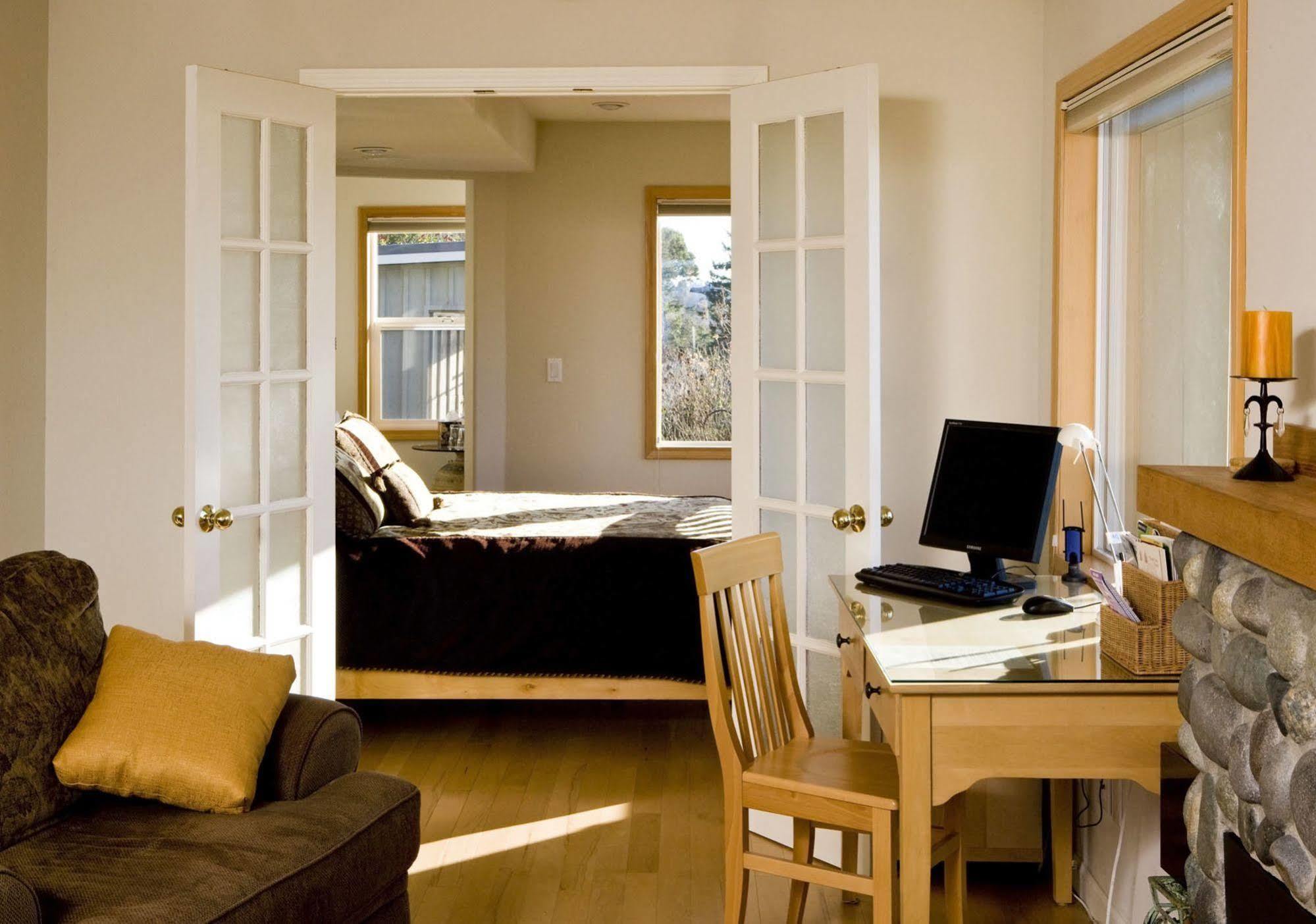 Three Tree Point Bed And Breakfast Burien Rum bild